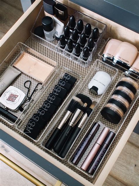 best make up organiser.